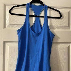 Lululemon Cool Racerback 8 Light Blue/Yellow trip inside